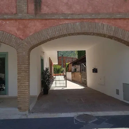 Il Cortile Ferienhaus Domus De Maria