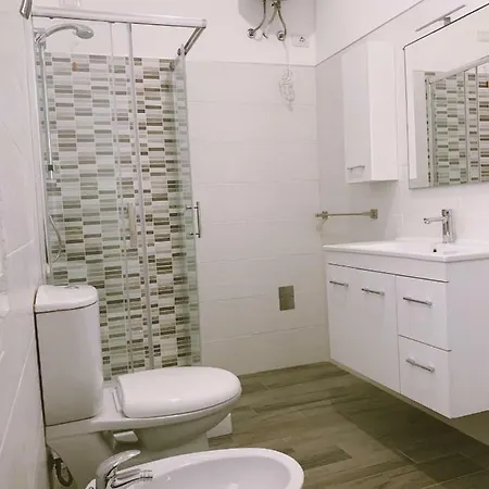 Il Cortile Domus De Maria