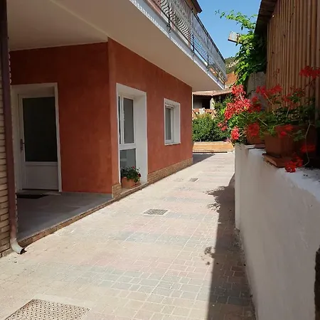 Il Cortile * Domus De Maria