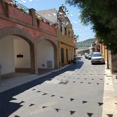 Il Cortile Domus De Maria